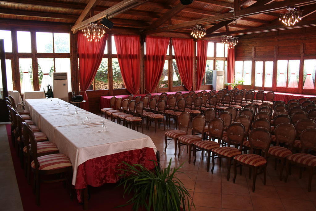 Agriturismo Antico Leccio Hotel Gioia Del Colle Luaran gambar