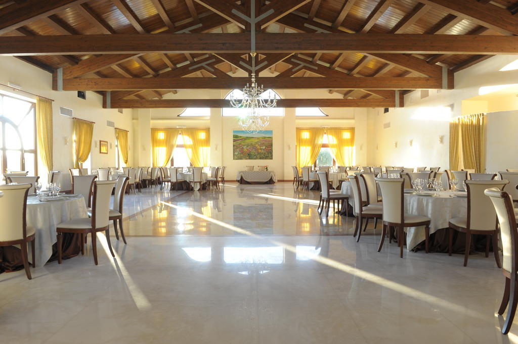 Agriturismo Antico Leccio Hotel Gioia Del Colle Luaran gambar