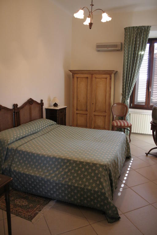 Agriturismo Antico Leccio Hotel Gioia Del Colle Bilik gambar